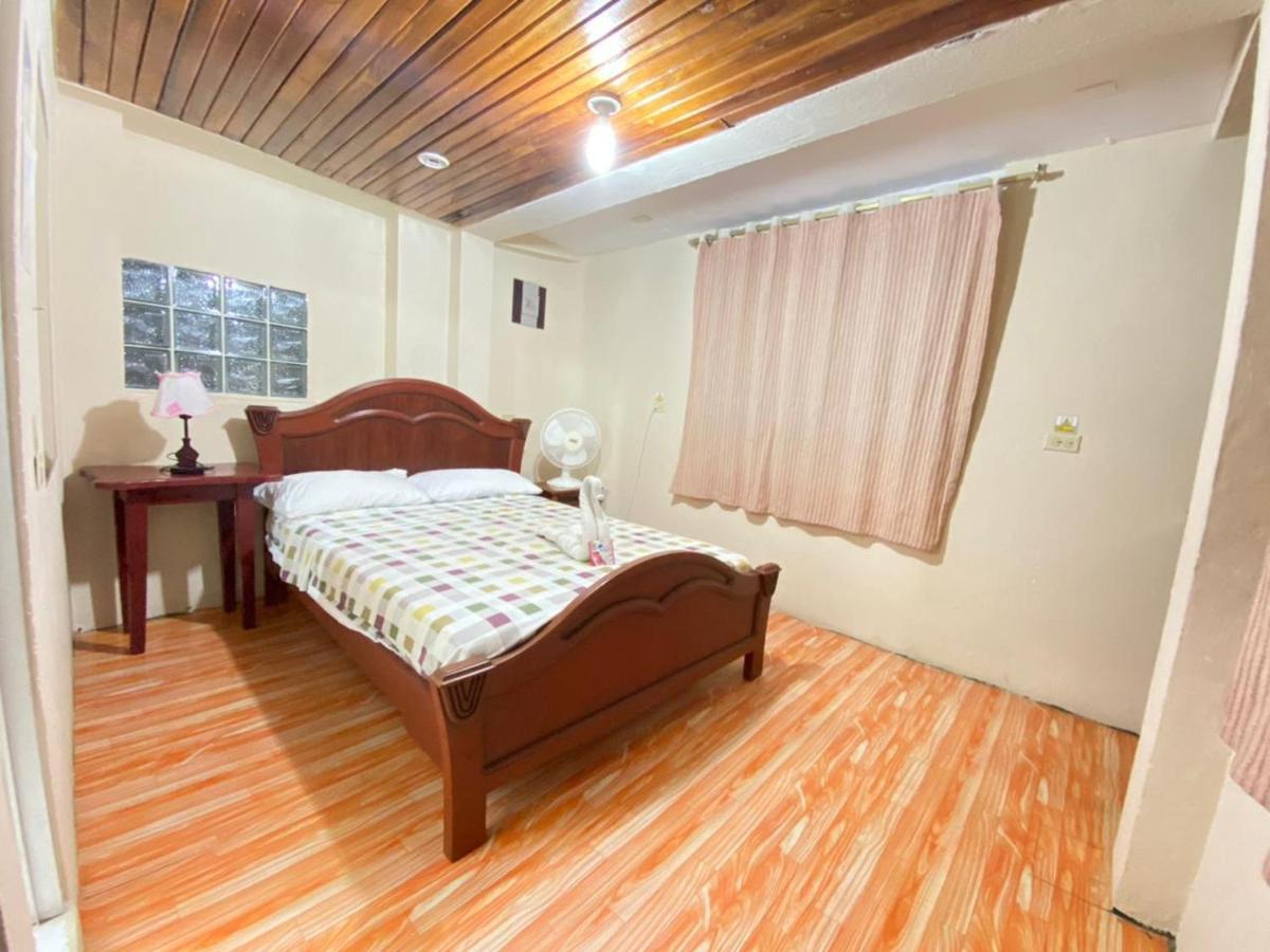 Historico Hostal Elizabeth Пуэрто-Айора Экстерьер фото
