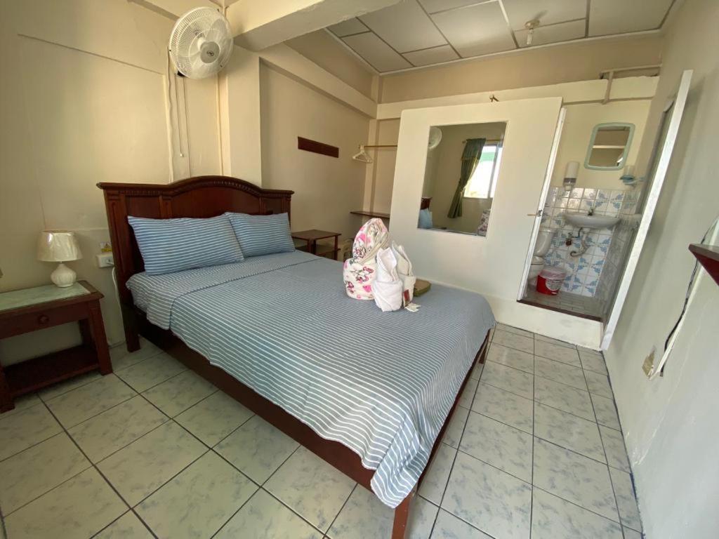 Historico Hostal Elizabeth Пуэрто-Айора Экстерьер фото