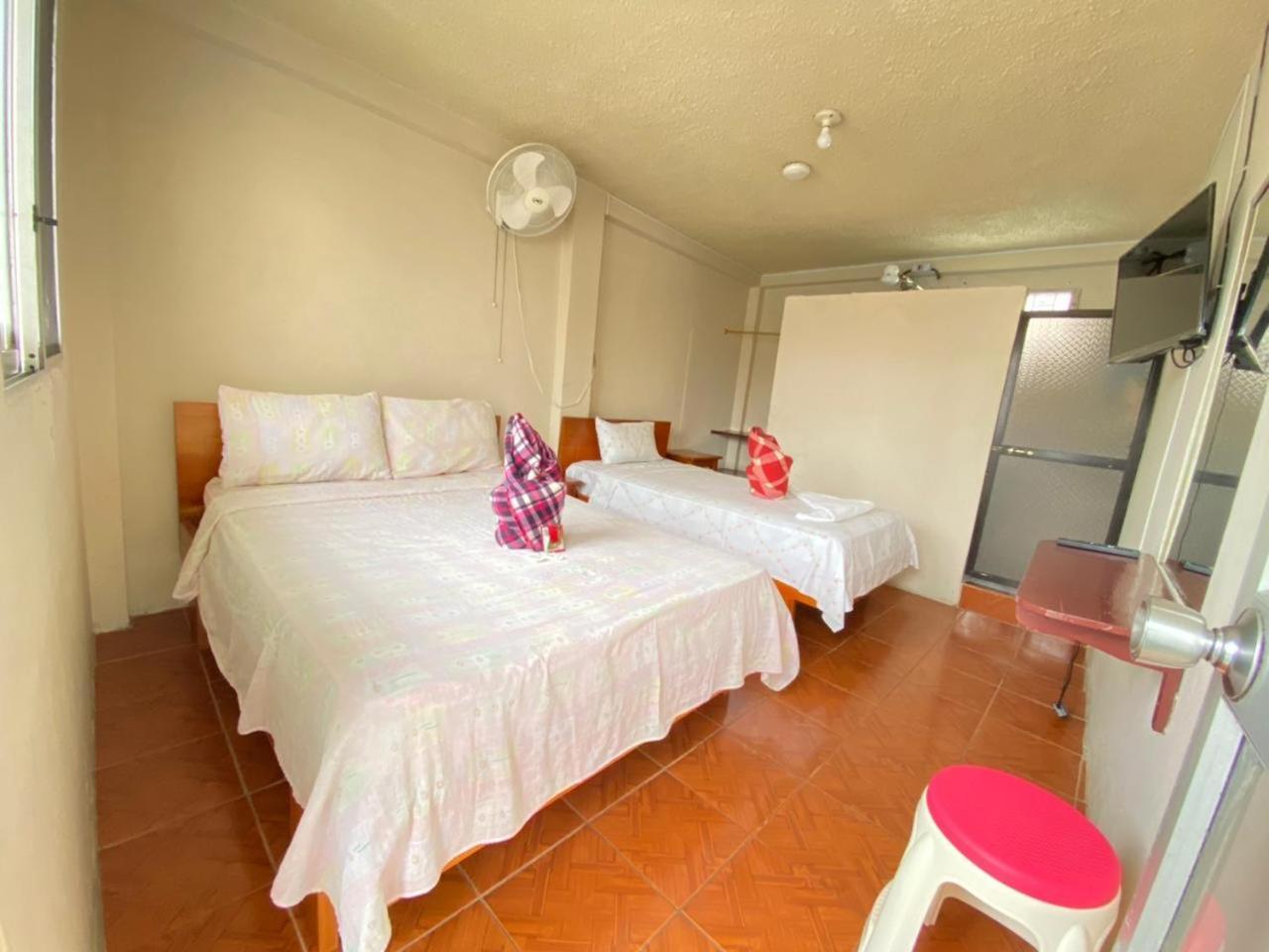 Historico Hostal Elizabeth Пуэрто-Айора Экстерьер фото