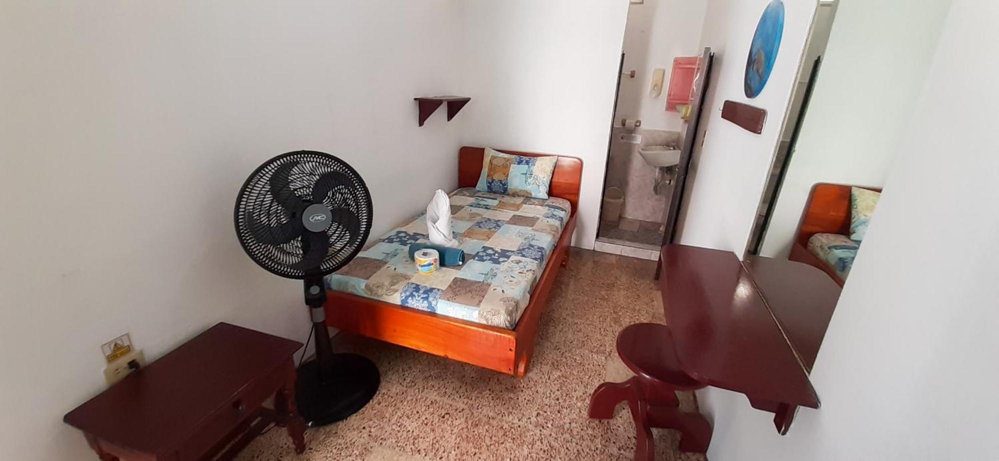 Historico Hostal Elizabeth Пуэрто-Айора Экстерьер фото
